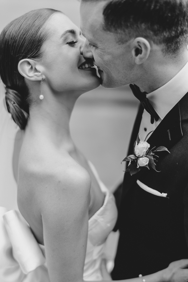 Candid wedding photography in Toronto