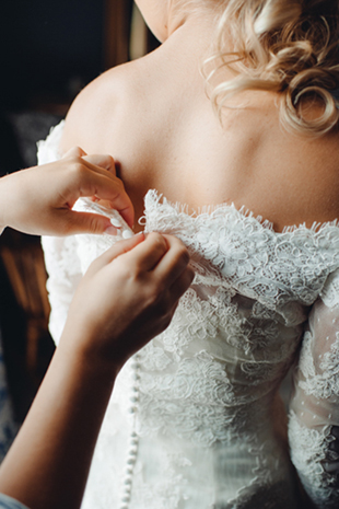 Elegant-Barn-Wedding-0007