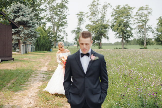 Elegant-Barn-Wedding-0011