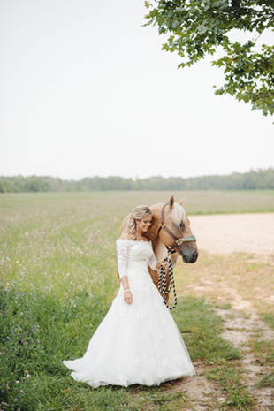 Elegant-Barn-Wedding-0015