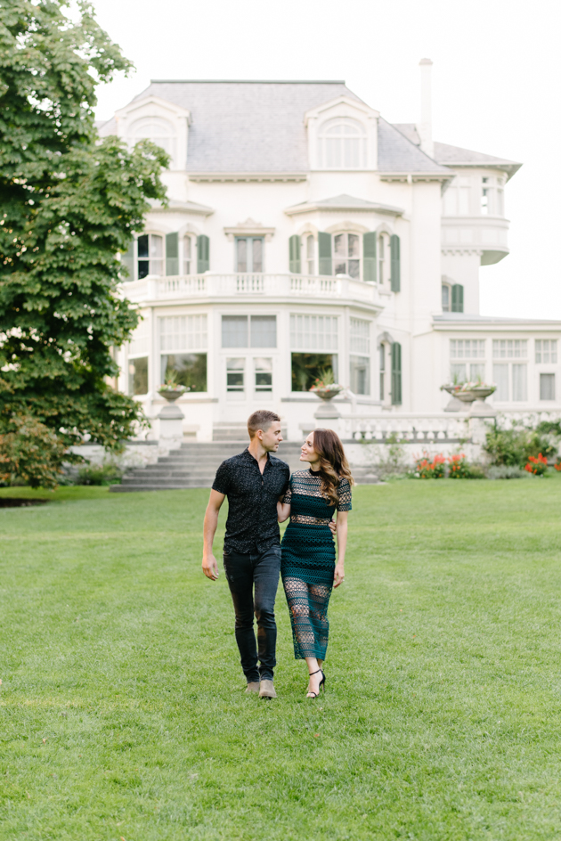 Romantic engagement photos at Spadina Museum